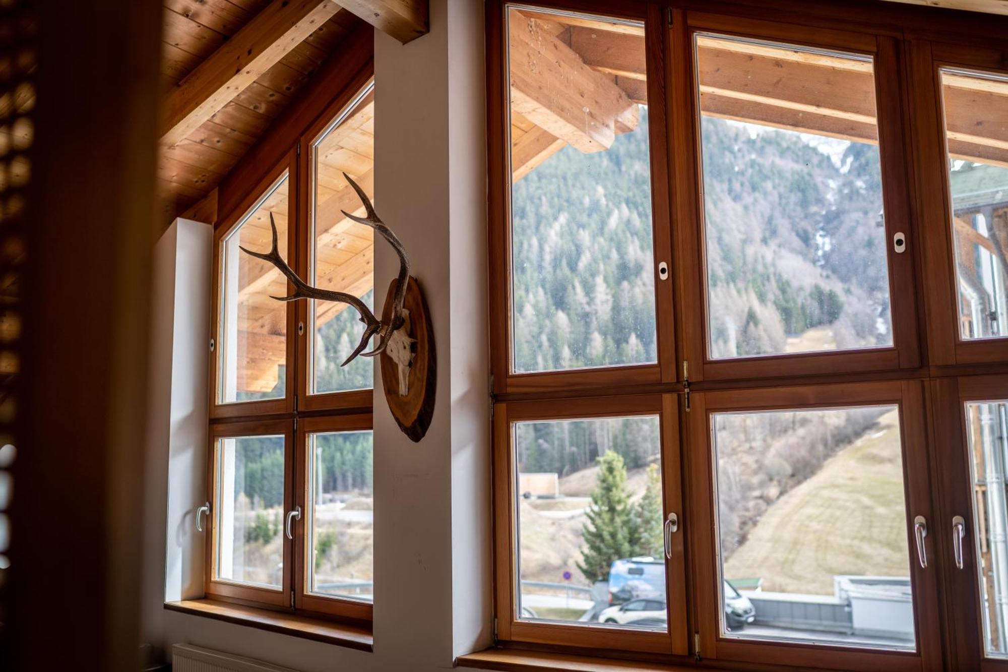 Chalet Regina Sankt Anton am Arlberg Buitenkant foto